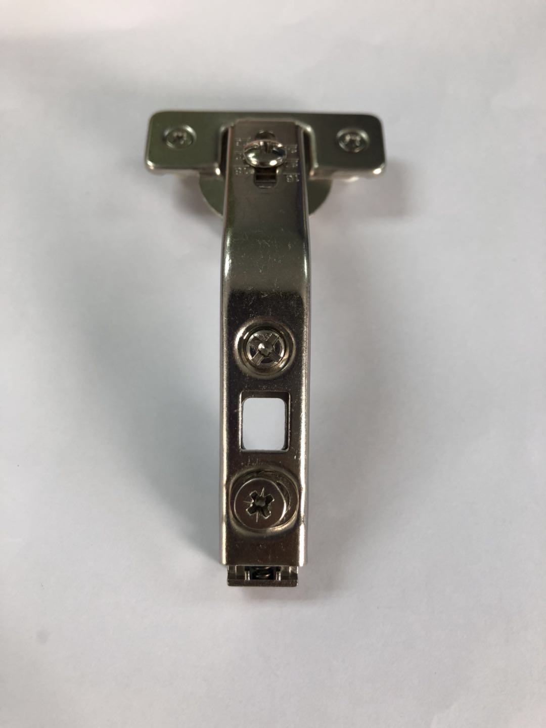 FGV Asia Integra bi-fold corner hinge for smooth bi-fold corner hinge installation.